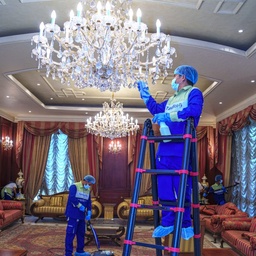 [CCS] Chandeliers Cleaning